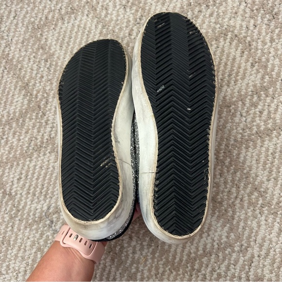 Golden Goose Super-Star Sneakers - Picture 7 of 10